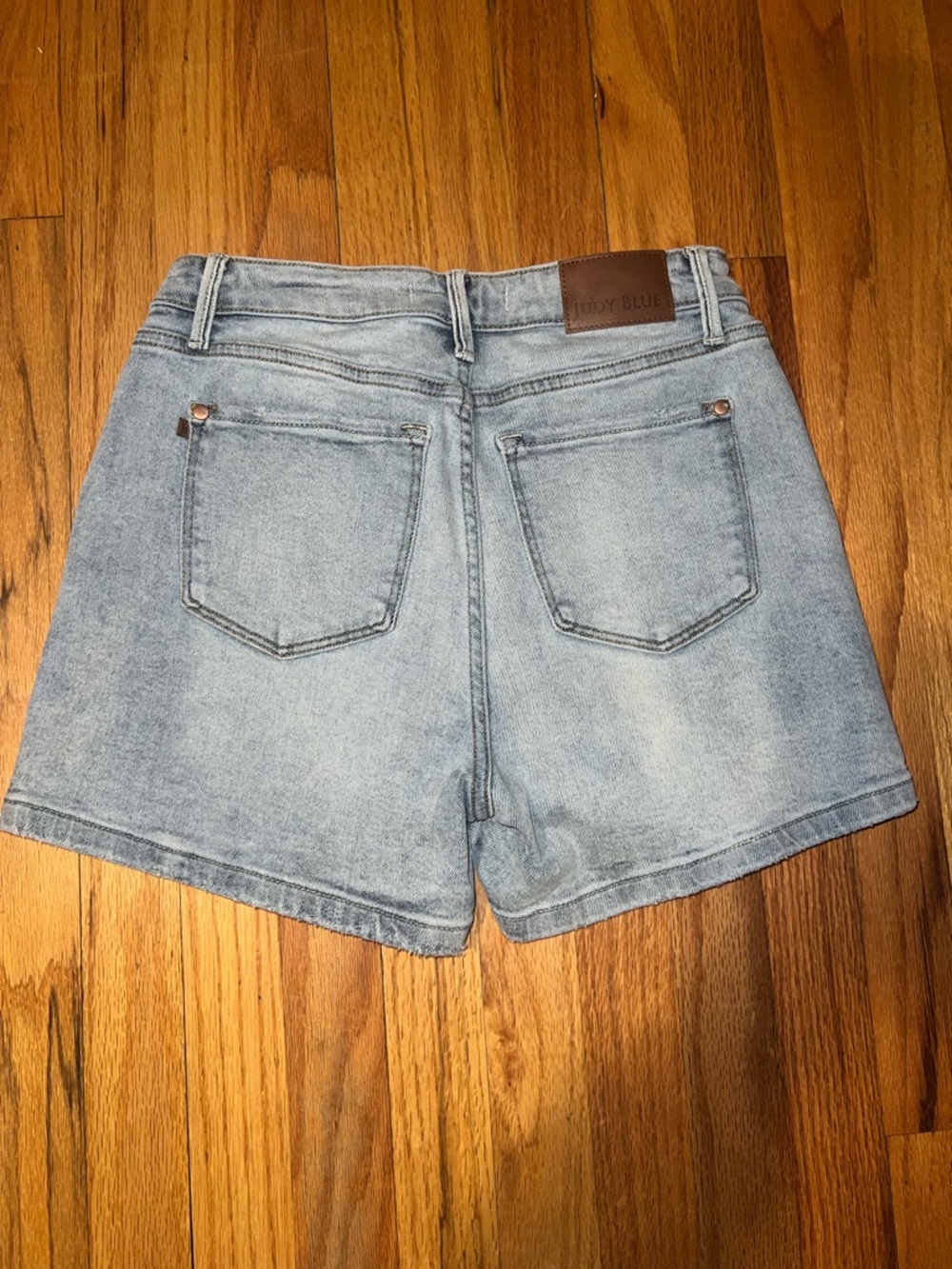 Judy Blue Light Wash High-Rise Denim Shorts - Picture 2 of 3